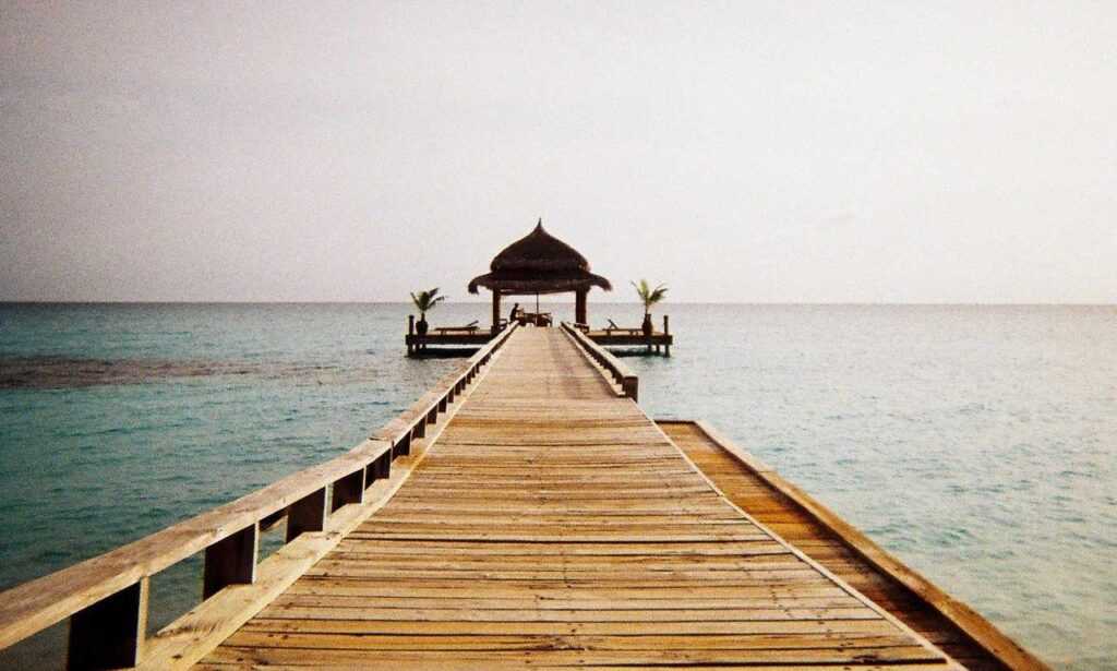 constraint on bavayllo